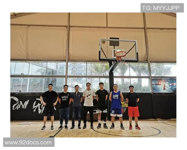 杭州篮球队荣登篮球团队协作排行榜第一名展现卓越团队精神与默契配合